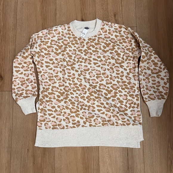 New Aerie Women's Oversized Sweatshirt Long Sleeve Desert nude Leopard print XS - Picture 1 of 15